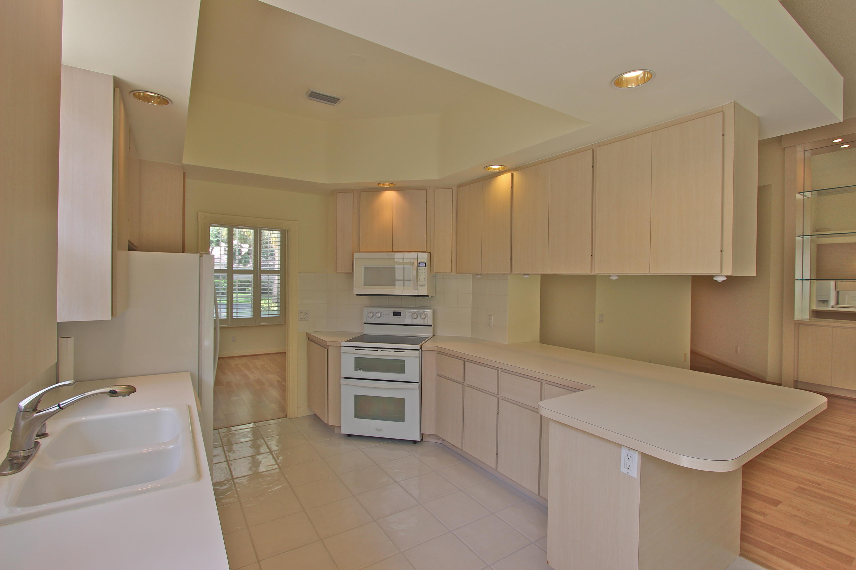 160 Lost Bridge, Palm Beach Gardens FL 33410