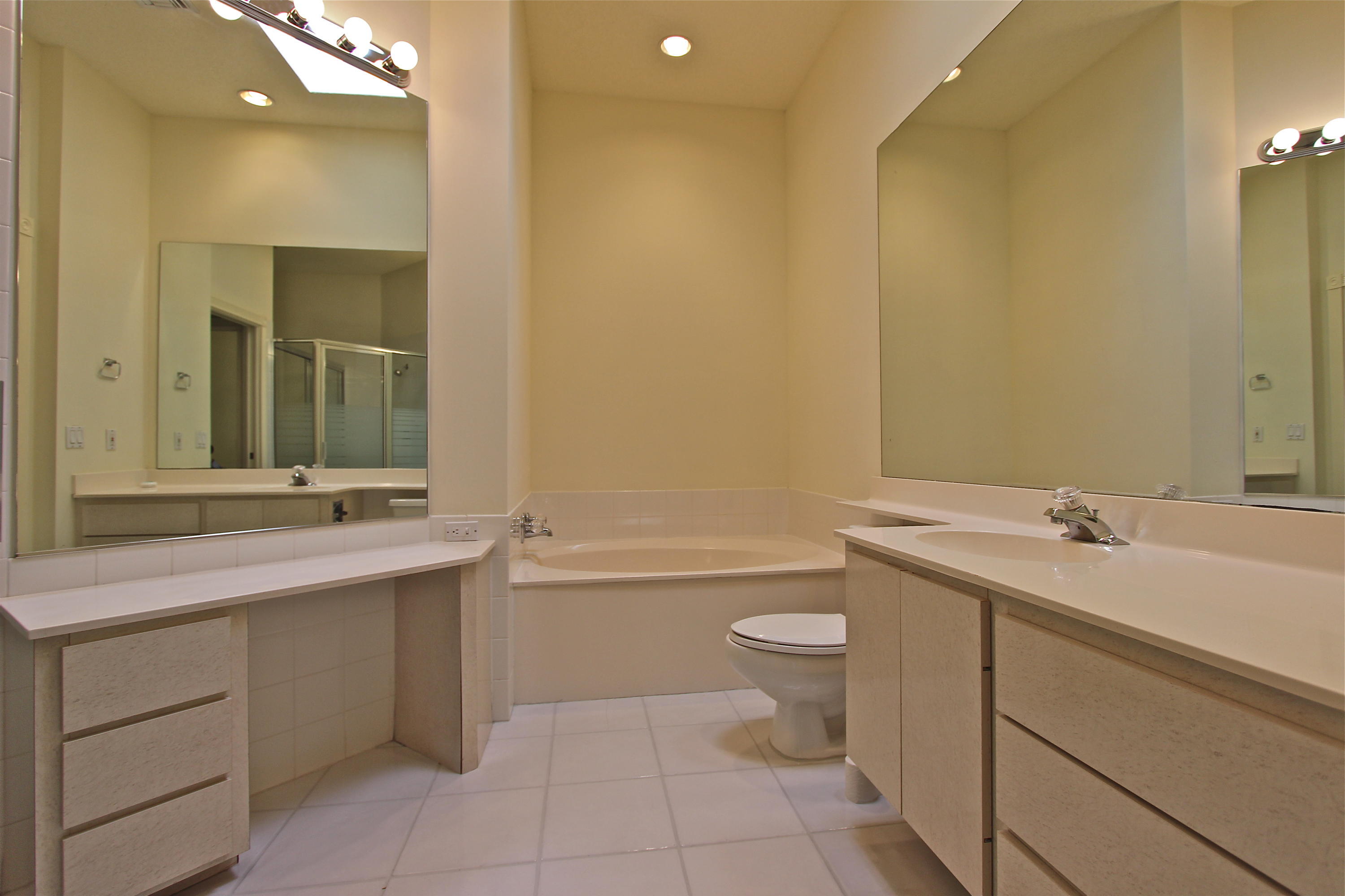 160 Lost Bridge, Palm Beach Gardens FL 33410