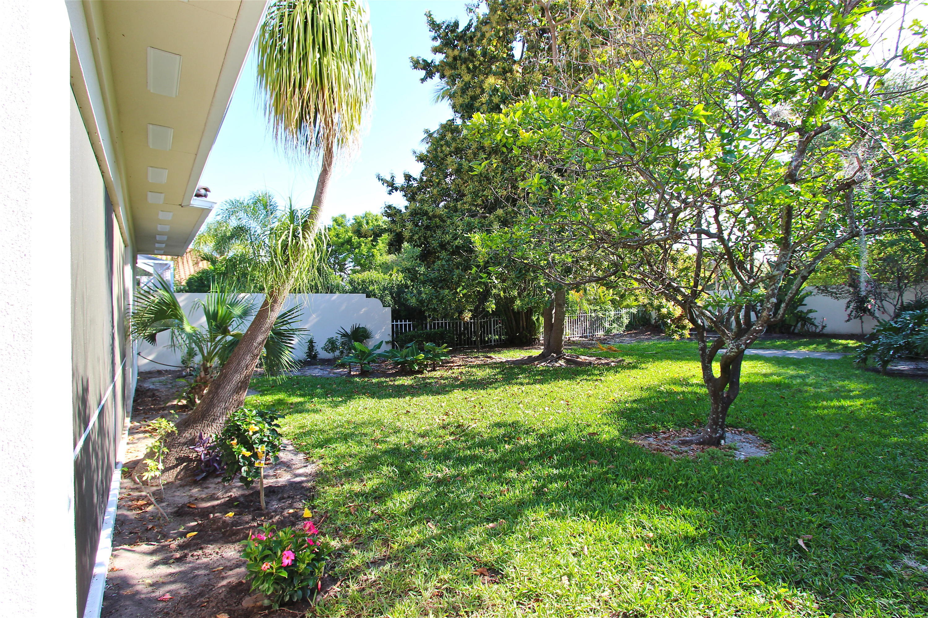 160 Lost Bridge, Palm Beach Gardens FL 33410