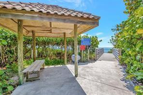 800 Ocean #404, Juno Beach FL 33408