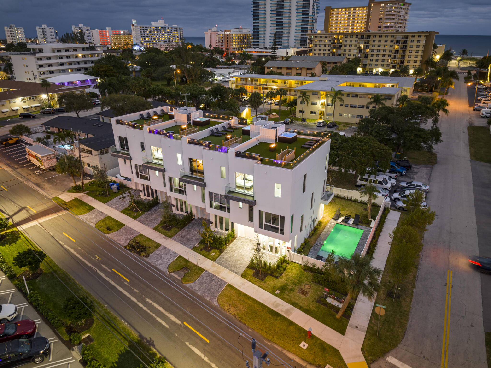 1002 N Riverside, Pompano Beach FL 33062