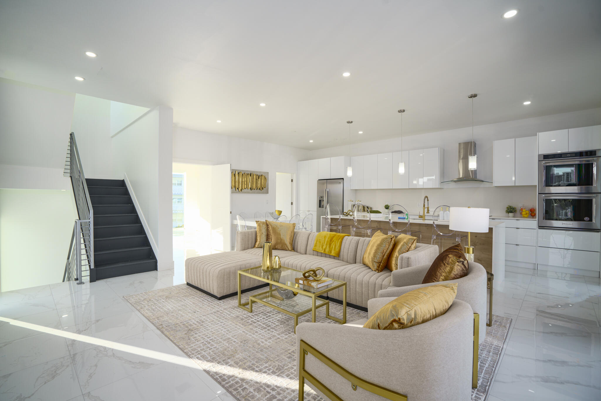 1002 N Riverside, Pompano Beach FL 33062