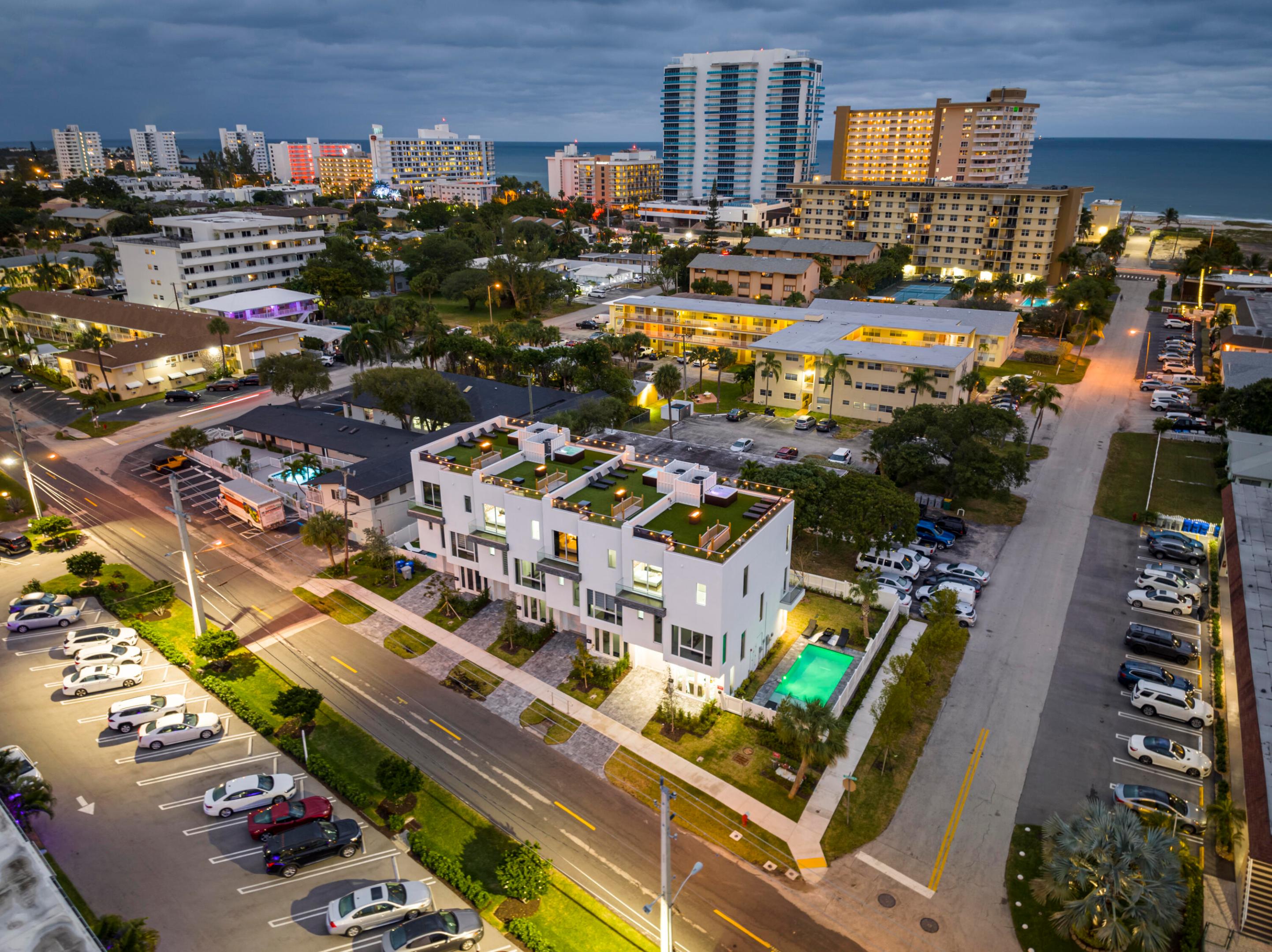 1002 N Riverside, Pompano Beach FL 33062