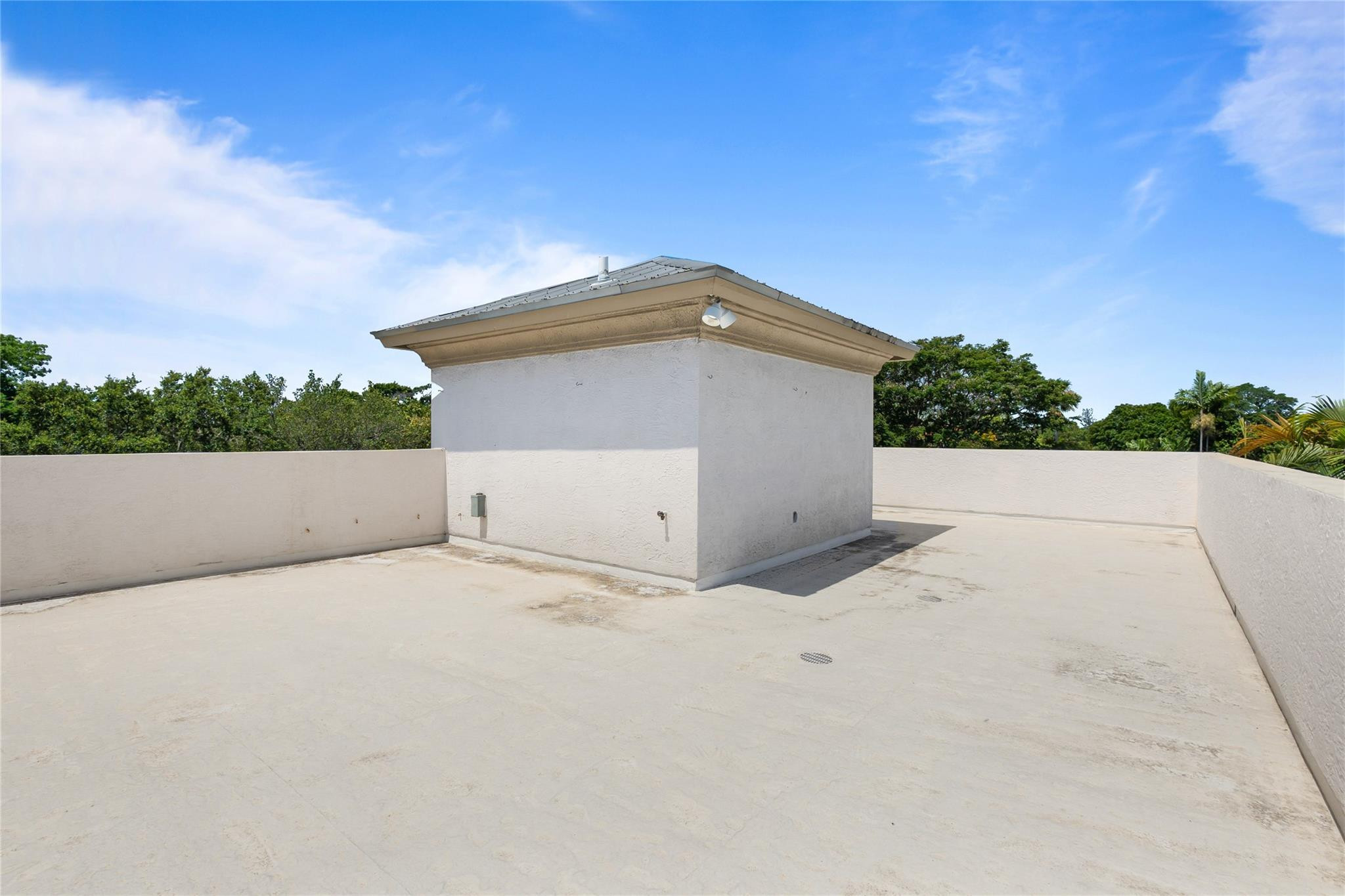 417 SW 8th, Fort Lauderdale FL 33315