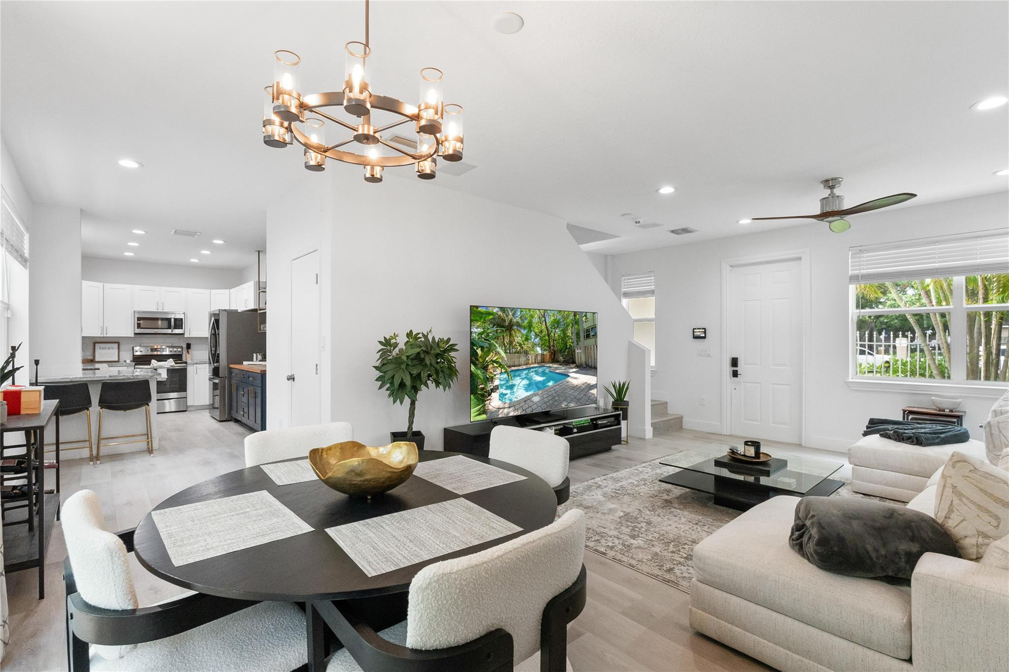417 SW 8th, Fort Lauderdale FL 33315