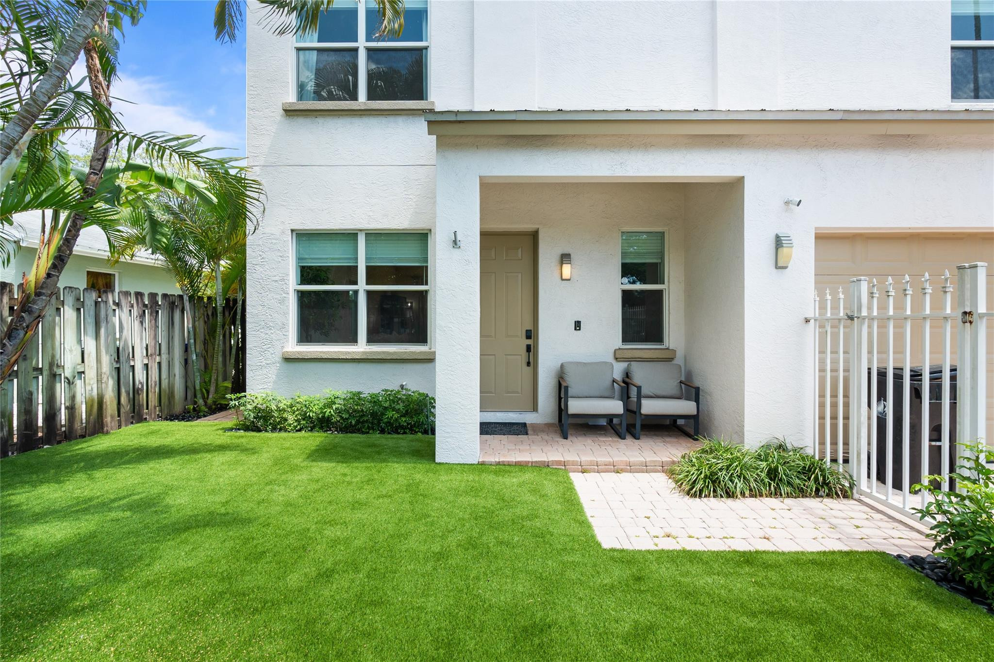 417 SW 8th, Fort Lauderdale FL 33315