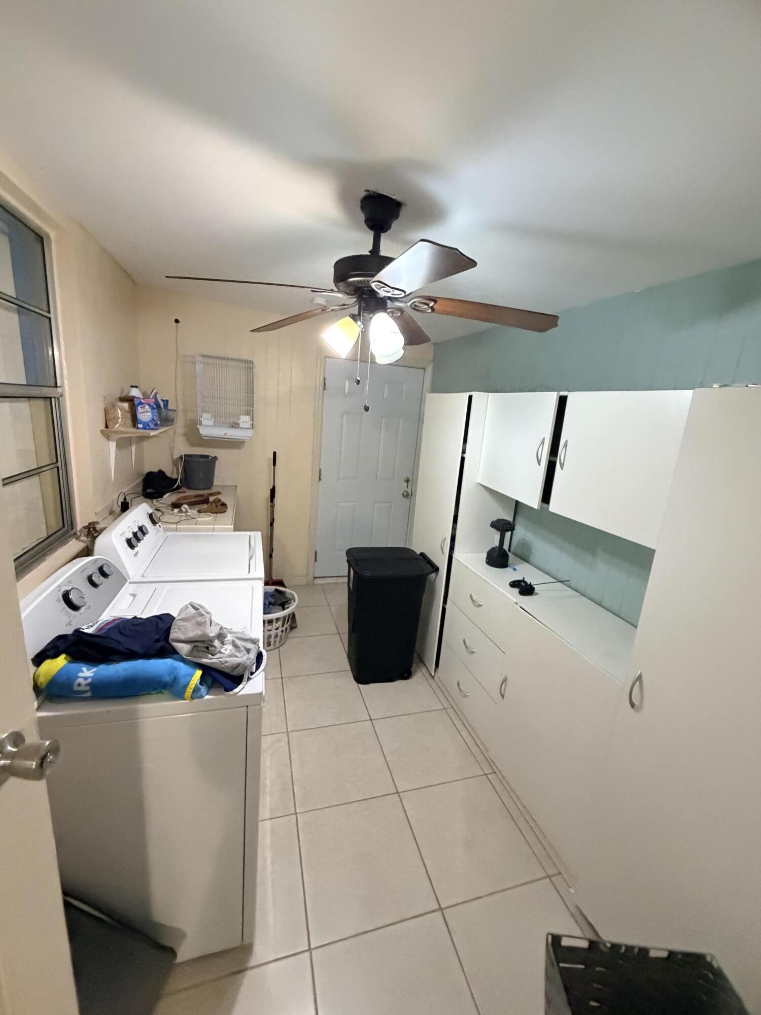208 NW Avenue H, Belle Glade FL 33430