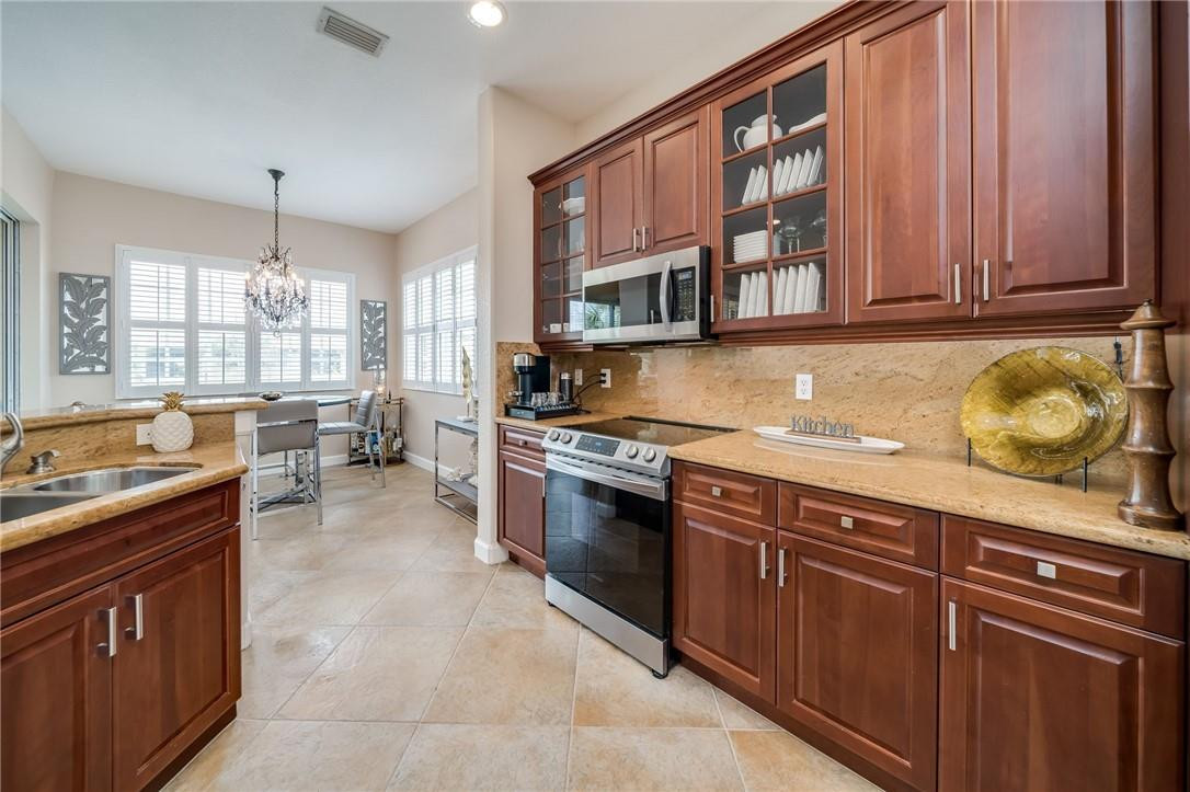 8012 NW 128th, Parkland FL 33076