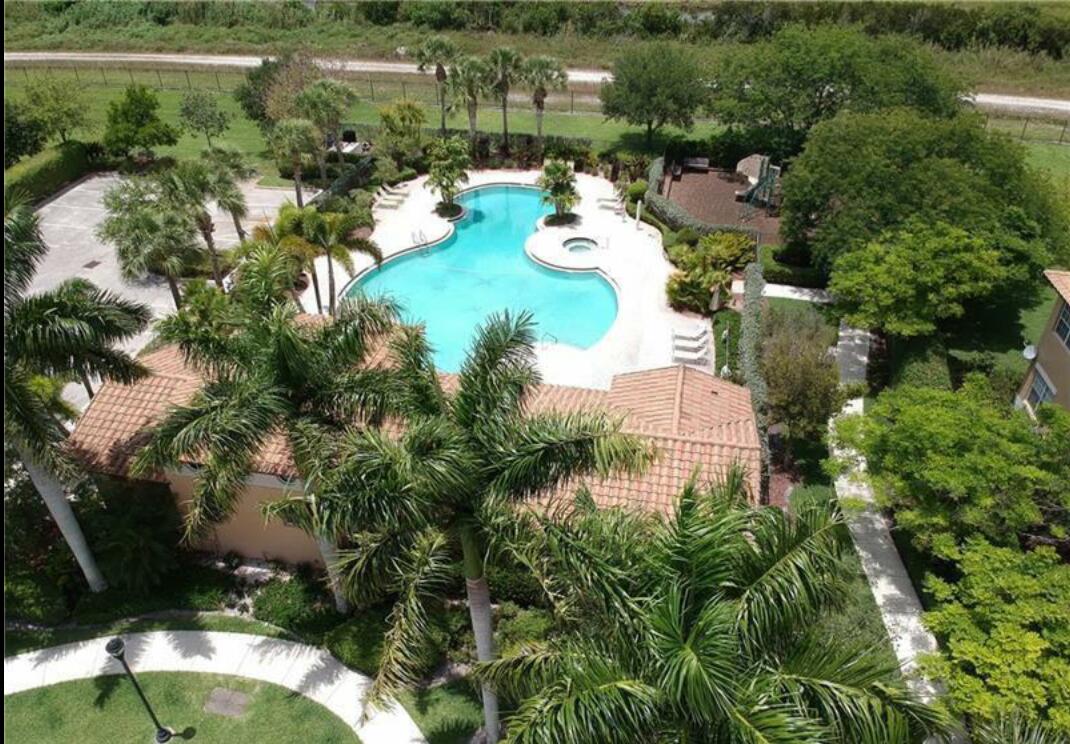 8012 NW 128th, Parkland FL 33076