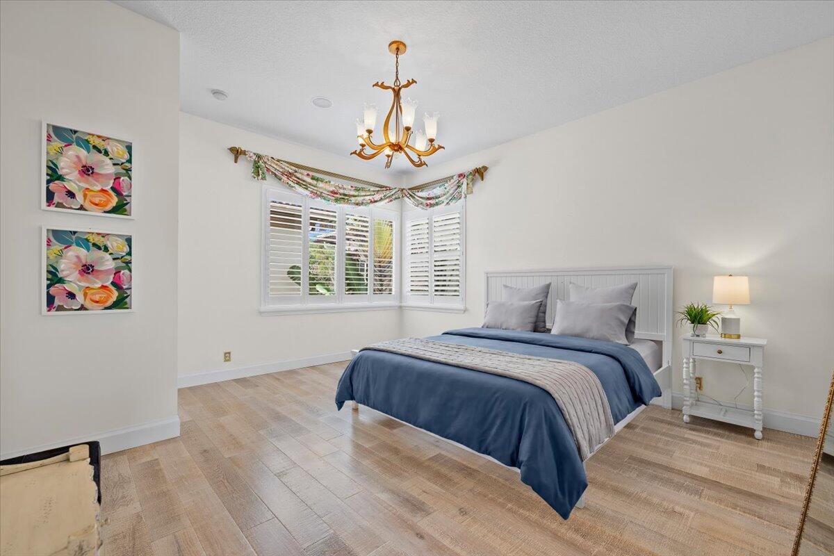 208 Glacier, Palm Beach Gardens FL 33410