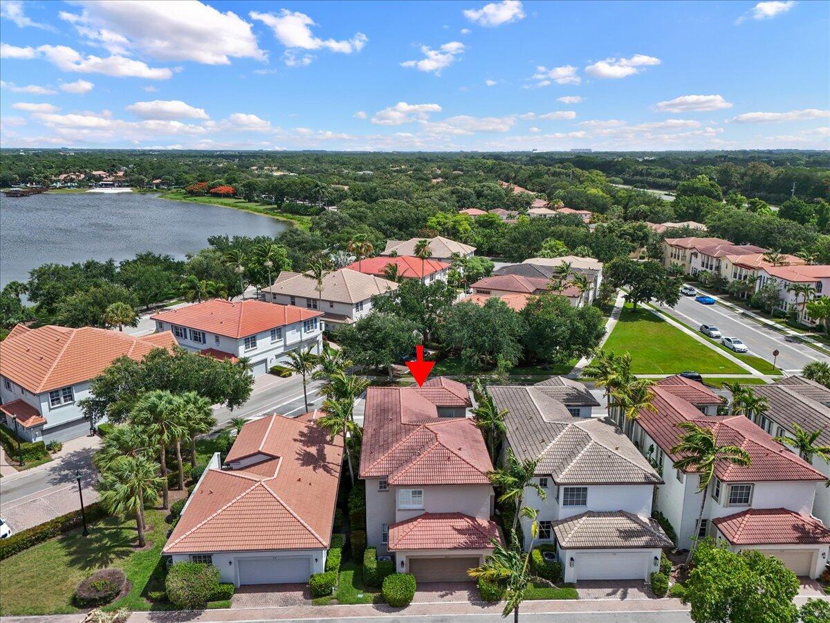 208 Glacier, Palm Beach Gardens FL 33410