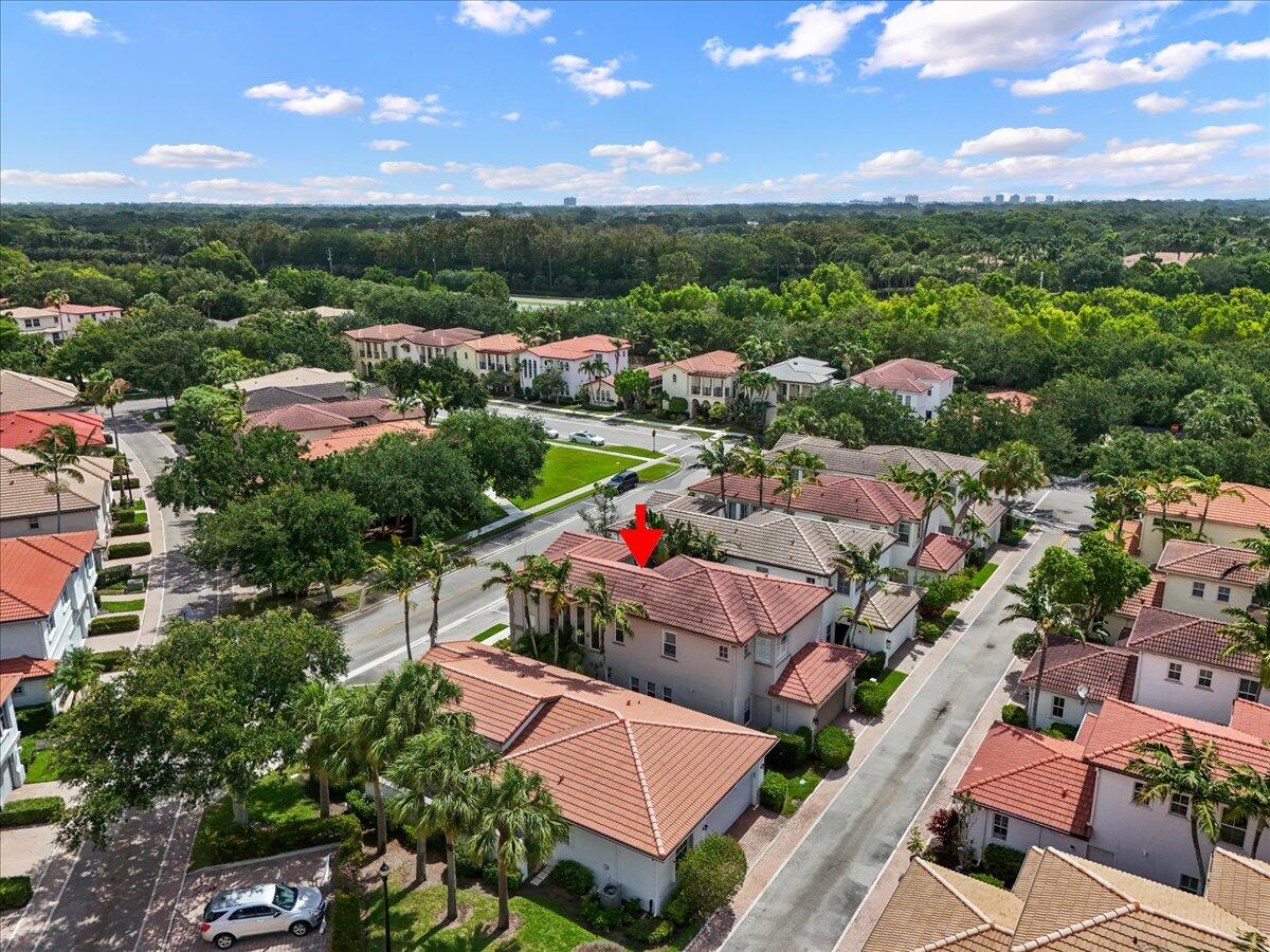 208 Glacier, Palm Beach Gardens FL 33410