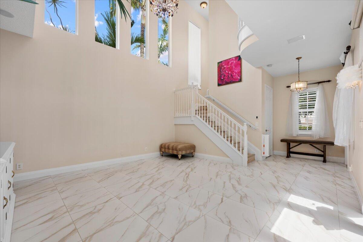 208 Glacier, Palm Beach Gardens FL 33410
