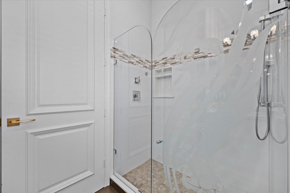 208 Glacier, Palm Beach Gardens FL 33410