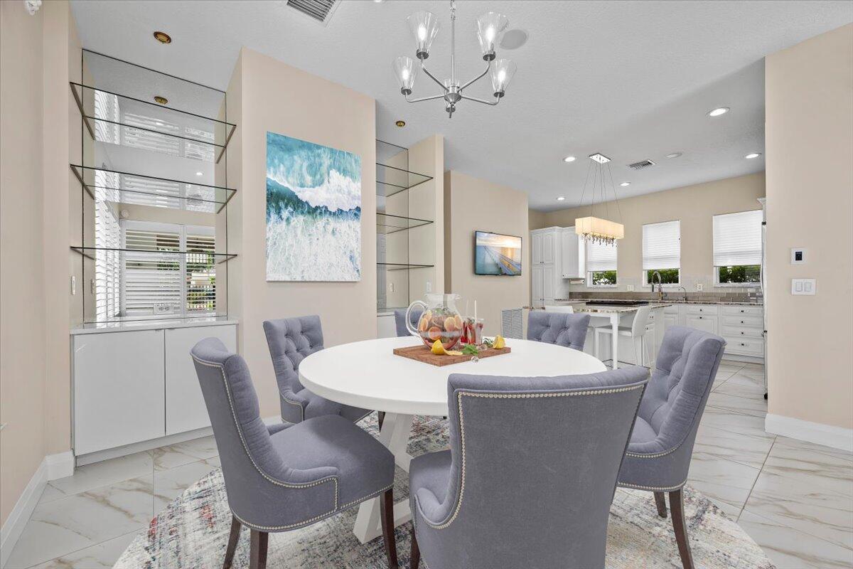208 Glacier, Palm Beach Gardens FL 33410