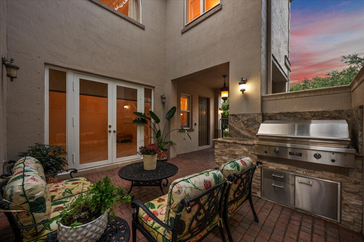 208 Glacier, Palm Beach Gardens FL 33410