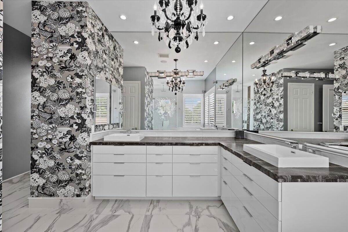 208 Glacier, Palm Beach Gardens FL 33410