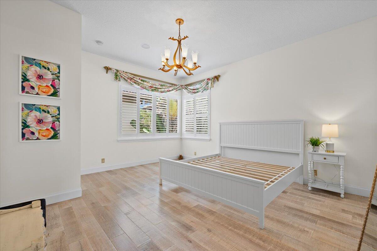 208 Glacier, Palm Beach Gardens FL 33410