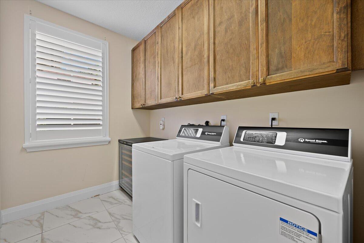 208 Glacier, Palm Beach Gardens FL 33410