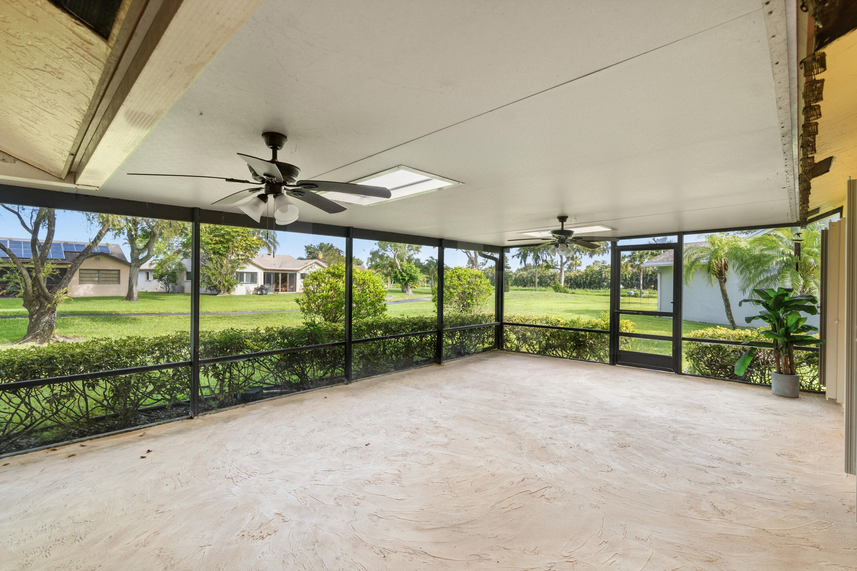 18051 S 104th Ter, Boca Raton FL 33498