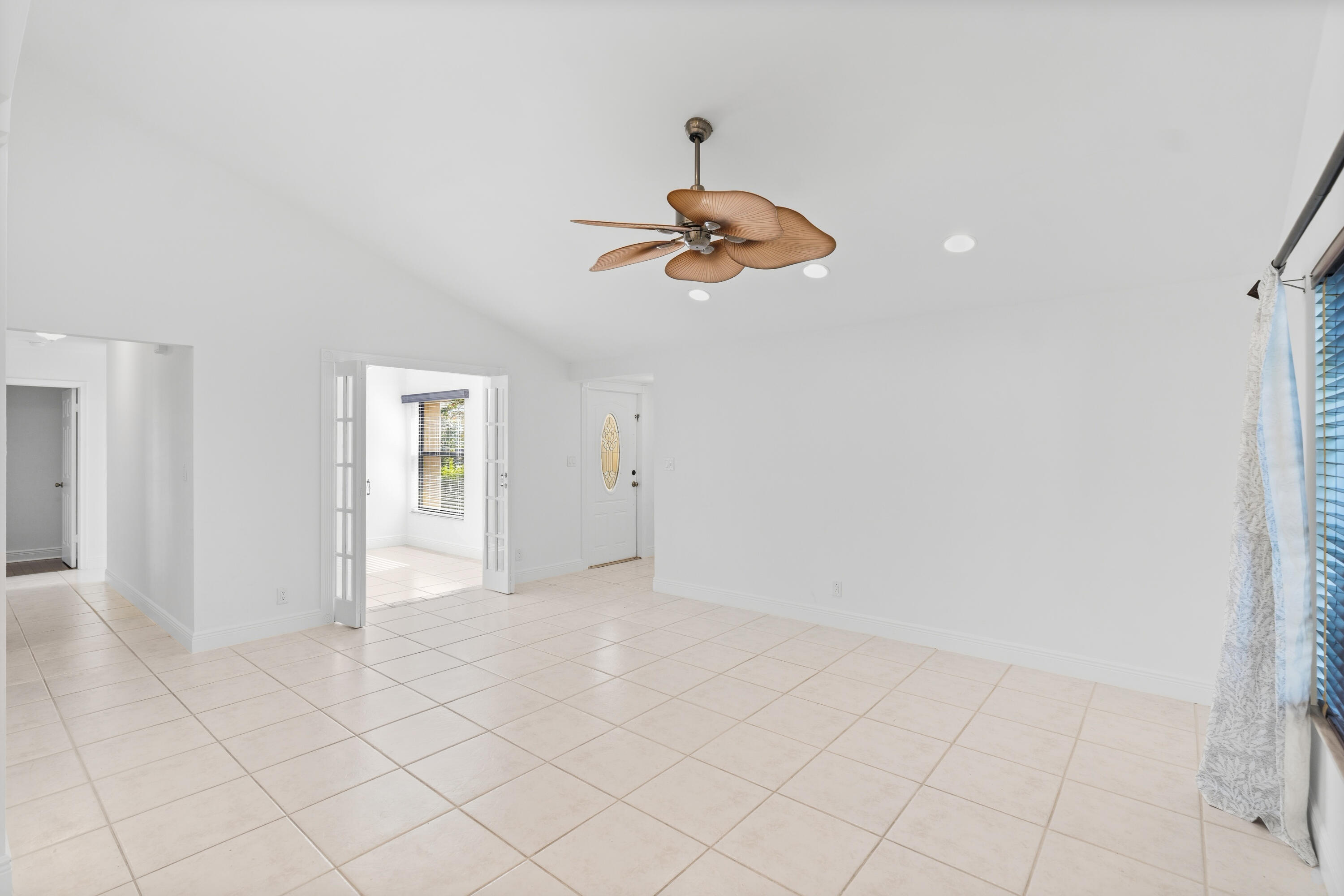 18051 S 104th Ter, Boca Raton FL 33498
