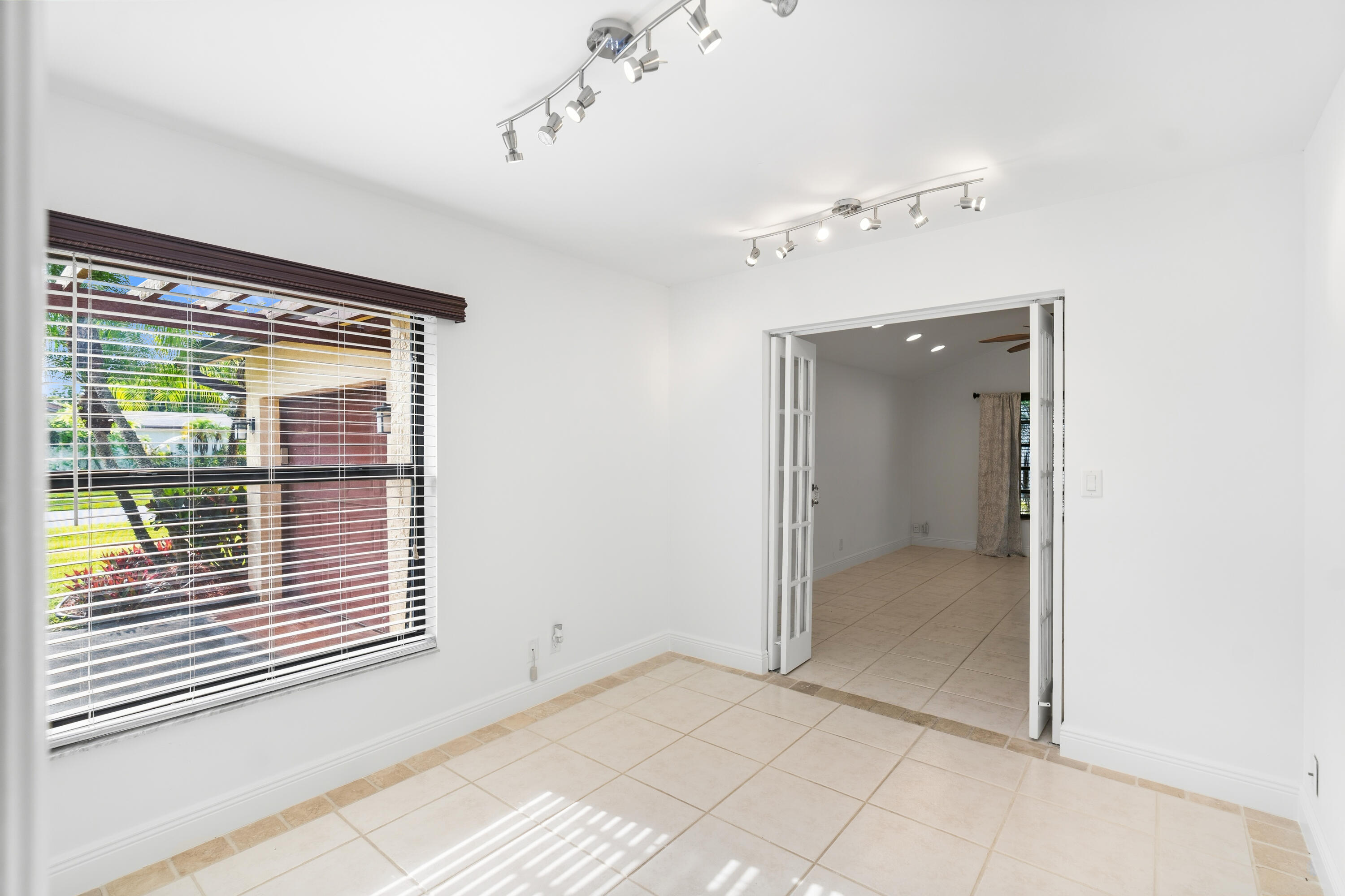 18051 S 104th Ter, Boca Raton FL 33498