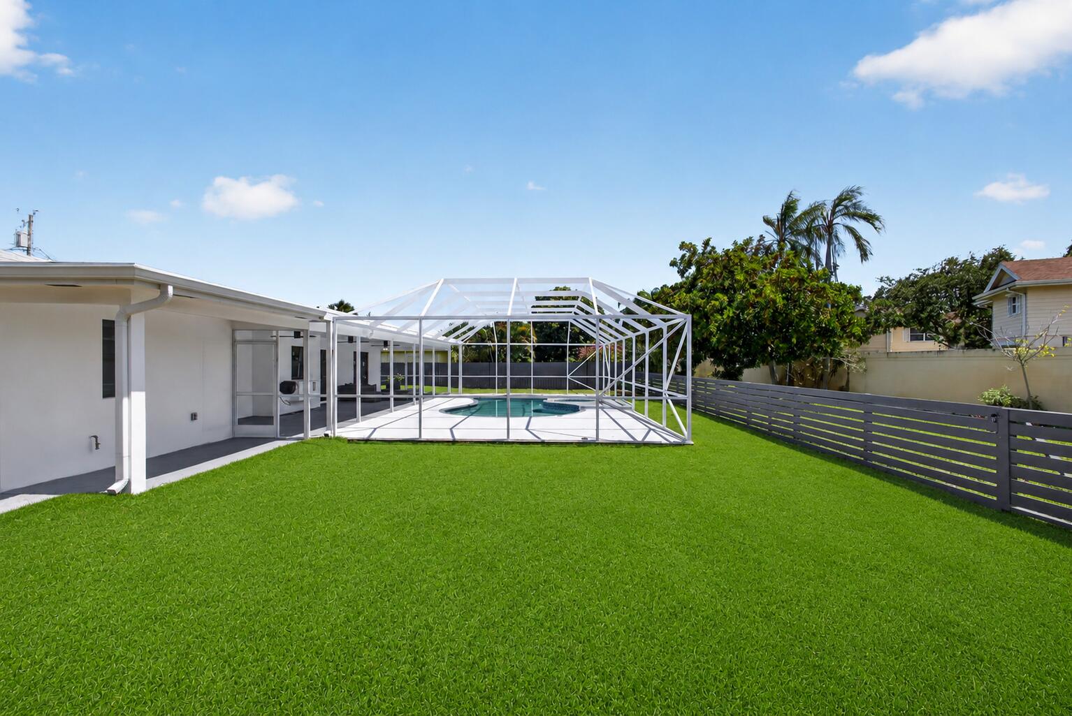 8111 W Lake, Lake Clarke Shores FL 33406