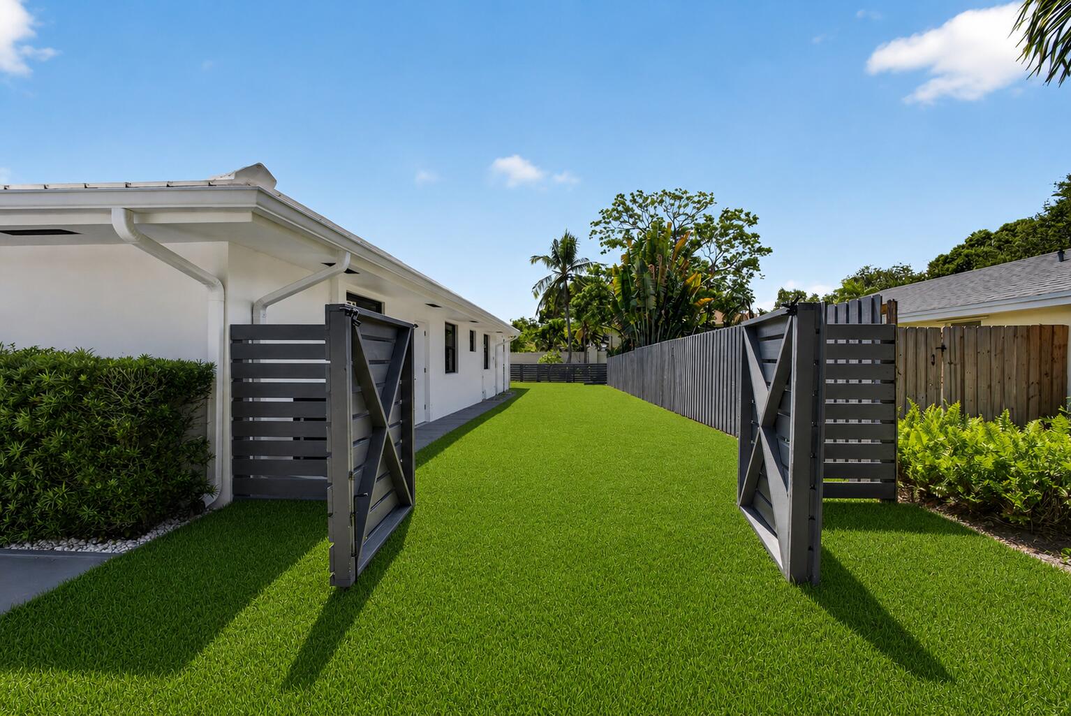 8111 W Lake, Lake Clarke Shores FL 33406