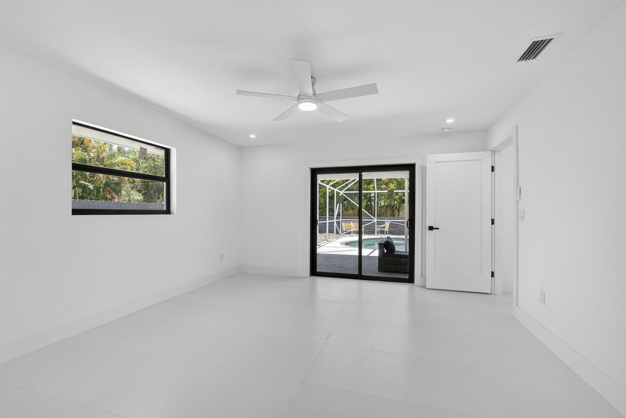 8111 W Lake, Lake Clarke Shores FL 33406