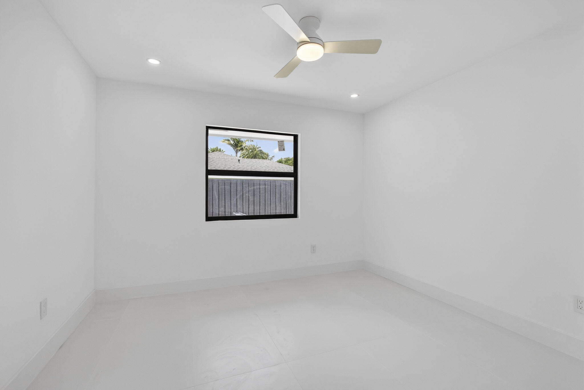 8111 W Lake, Lake Clarke Shores FL 33406