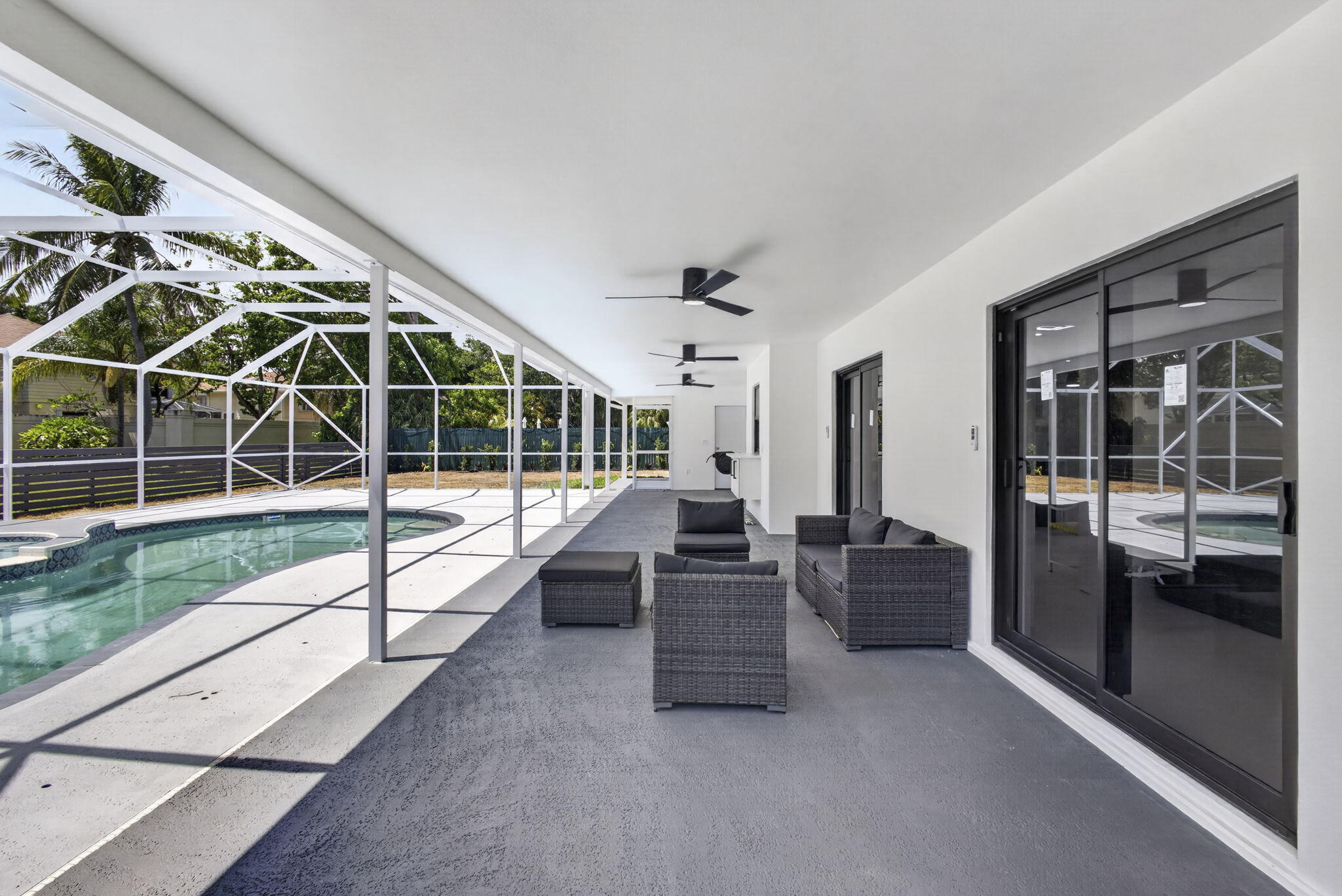 8111 W Lake, Lake Clarke Shores FL 33406