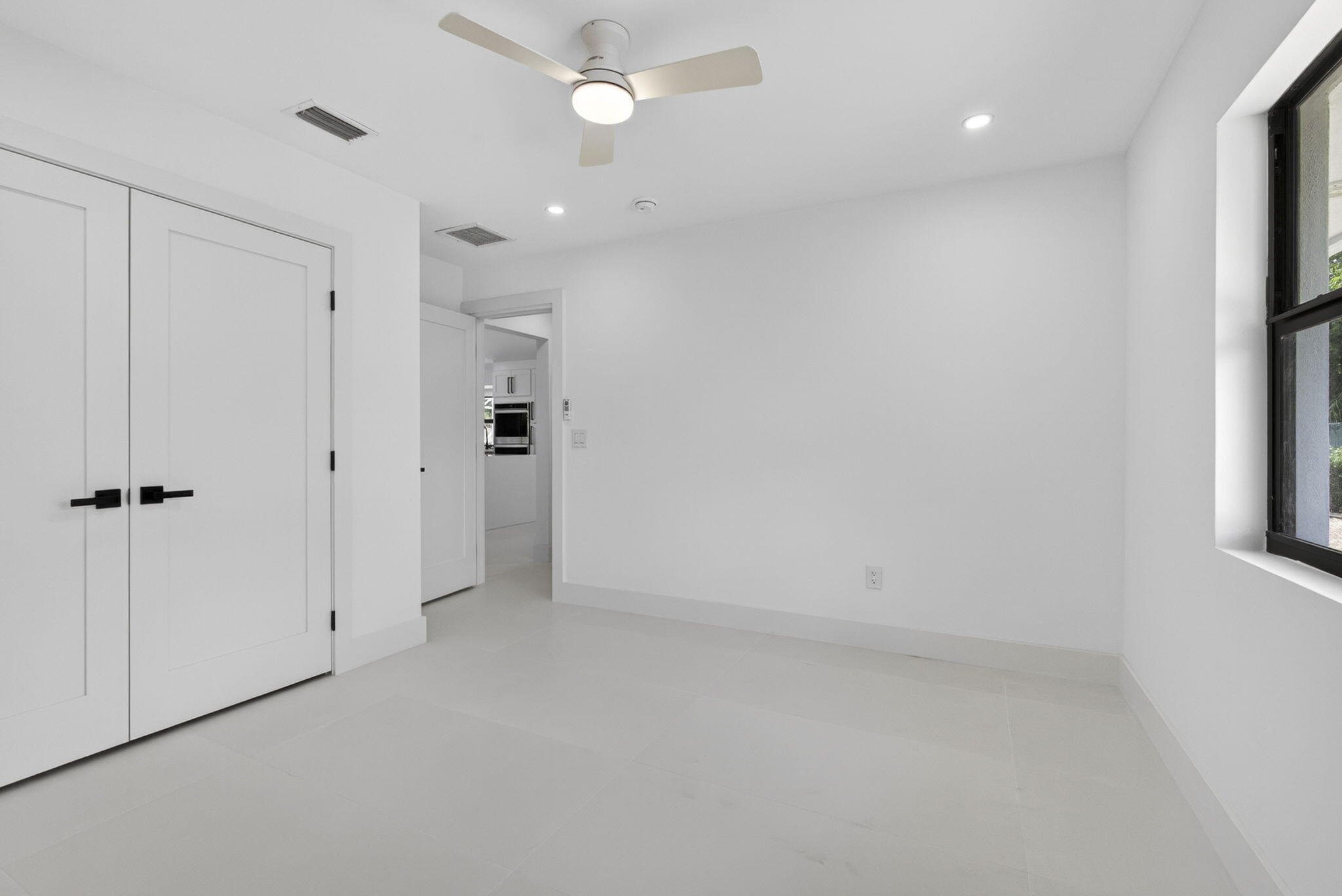 8111 W Lake, Lake Clarke Shores FL 33406