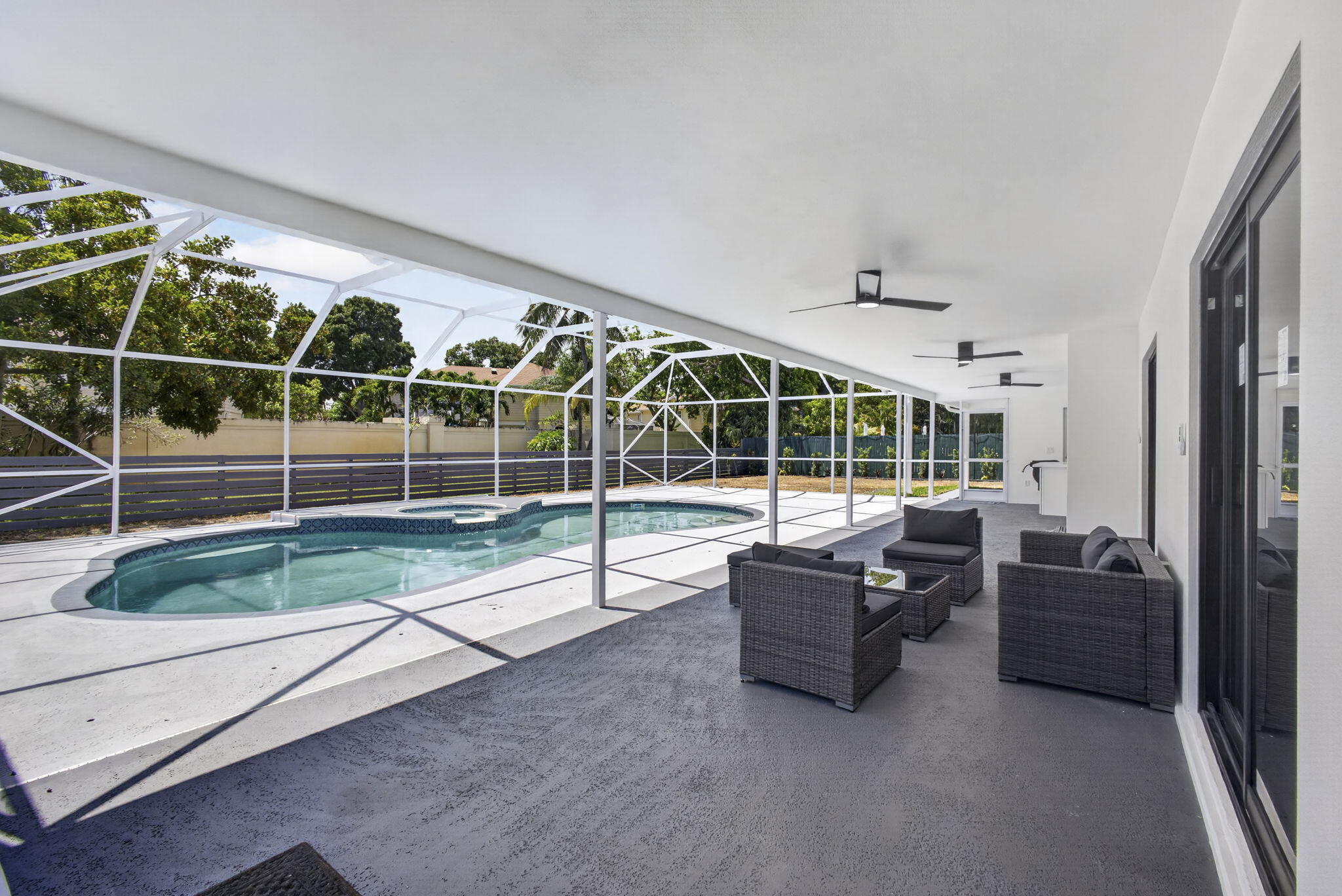8111 W Lake, Lake Clarke Shores FL 33406