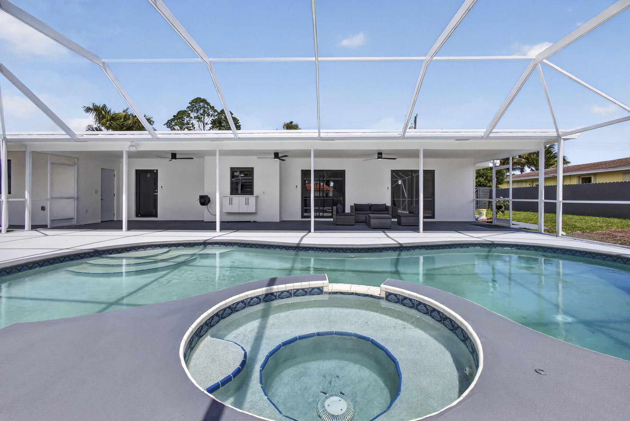 8111 W Lake, Lake Clarke Shores FL 33406
