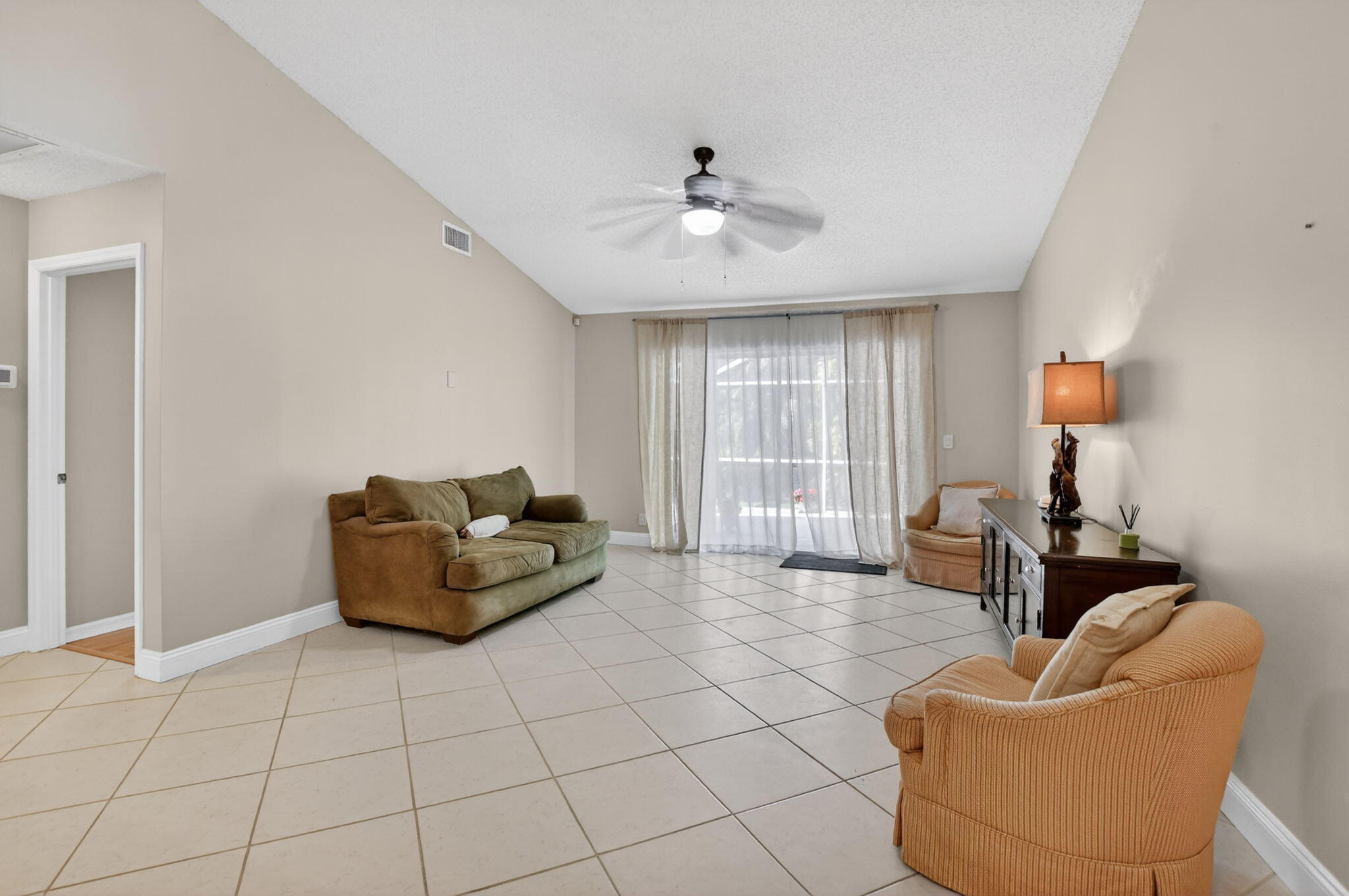 10065 Camelback, Boca Raton FL 33498