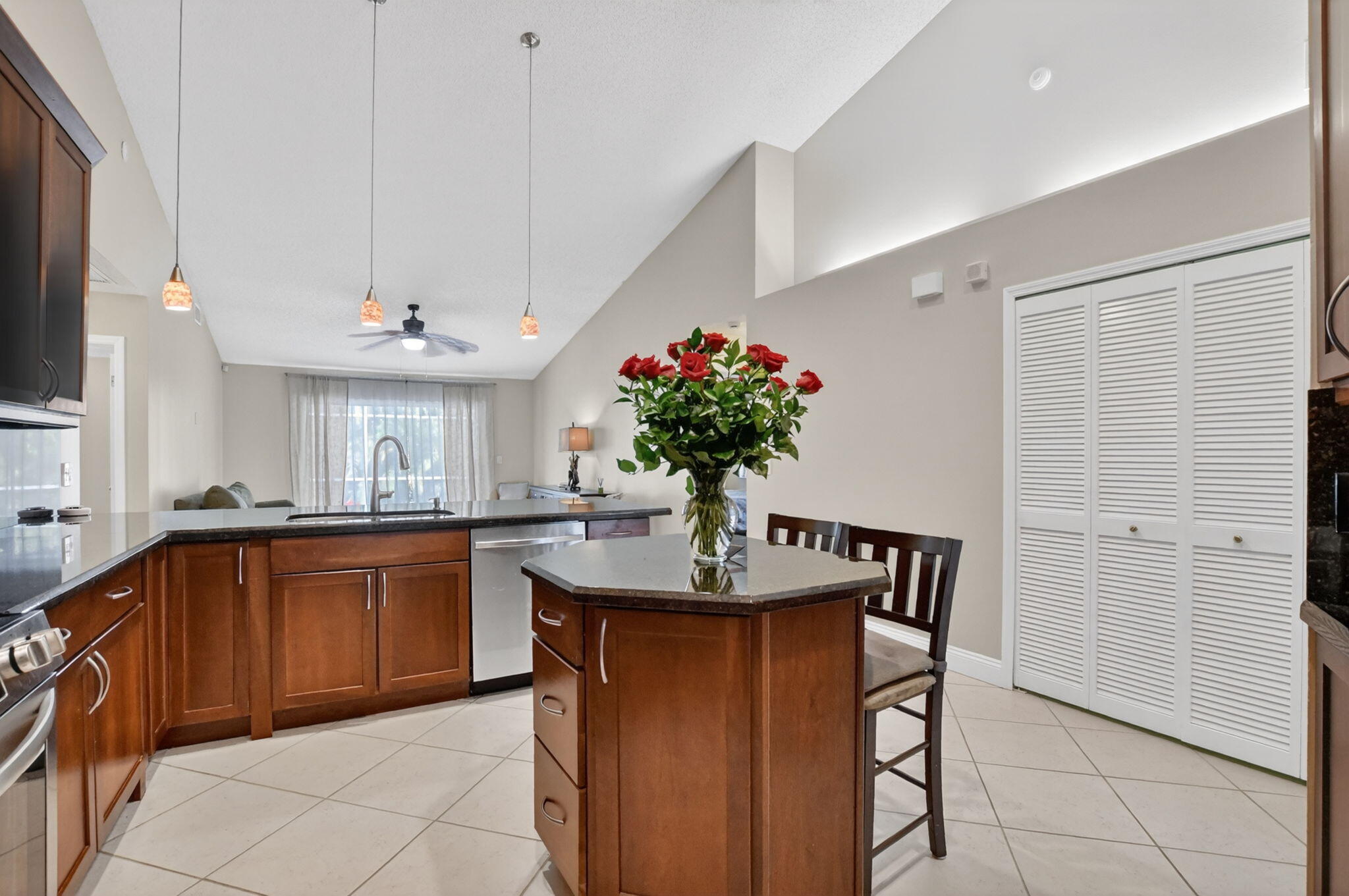 10065 Camelback, Boca Raton FL 33498