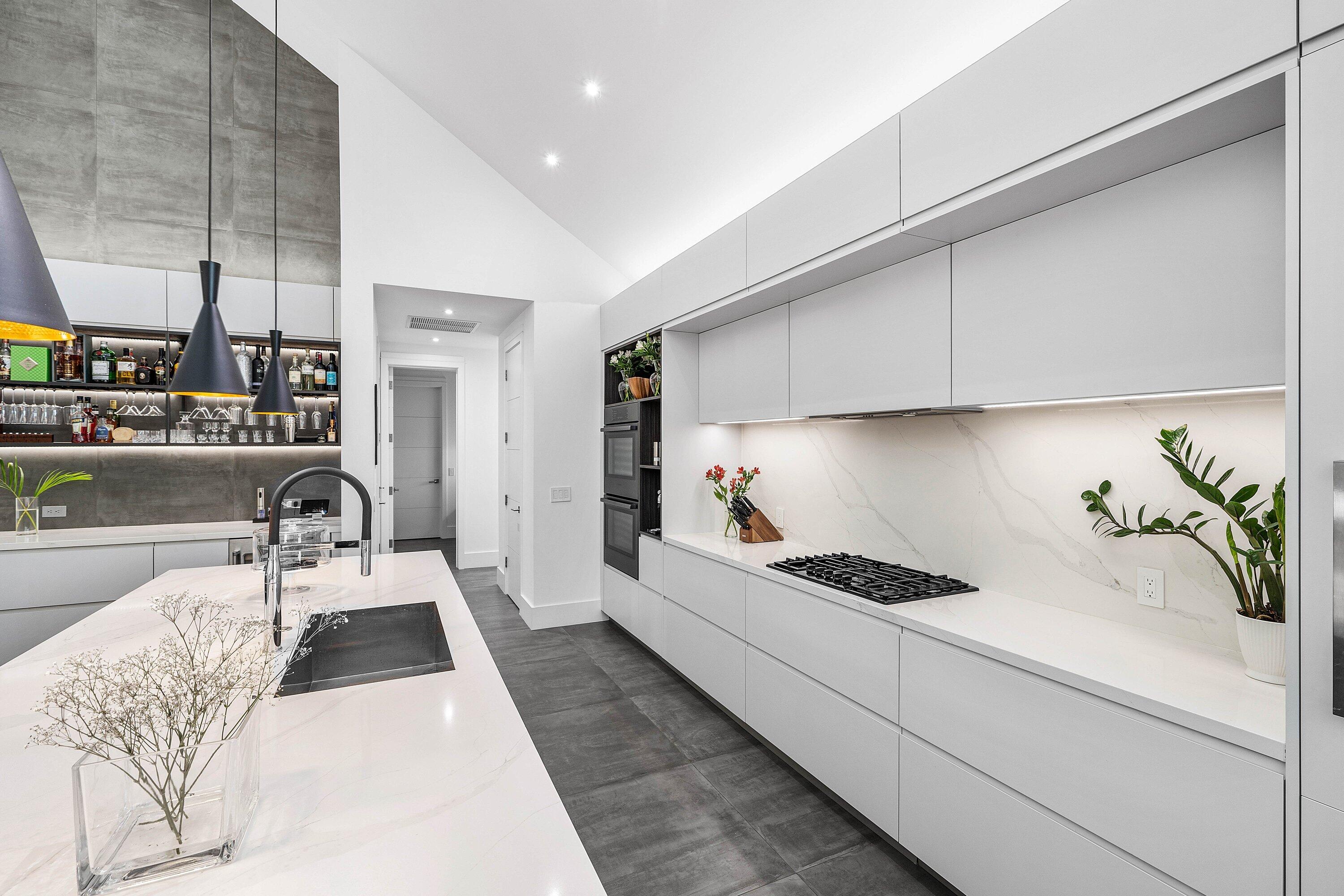 1275 N Swinton, Delray Beach FL 33444