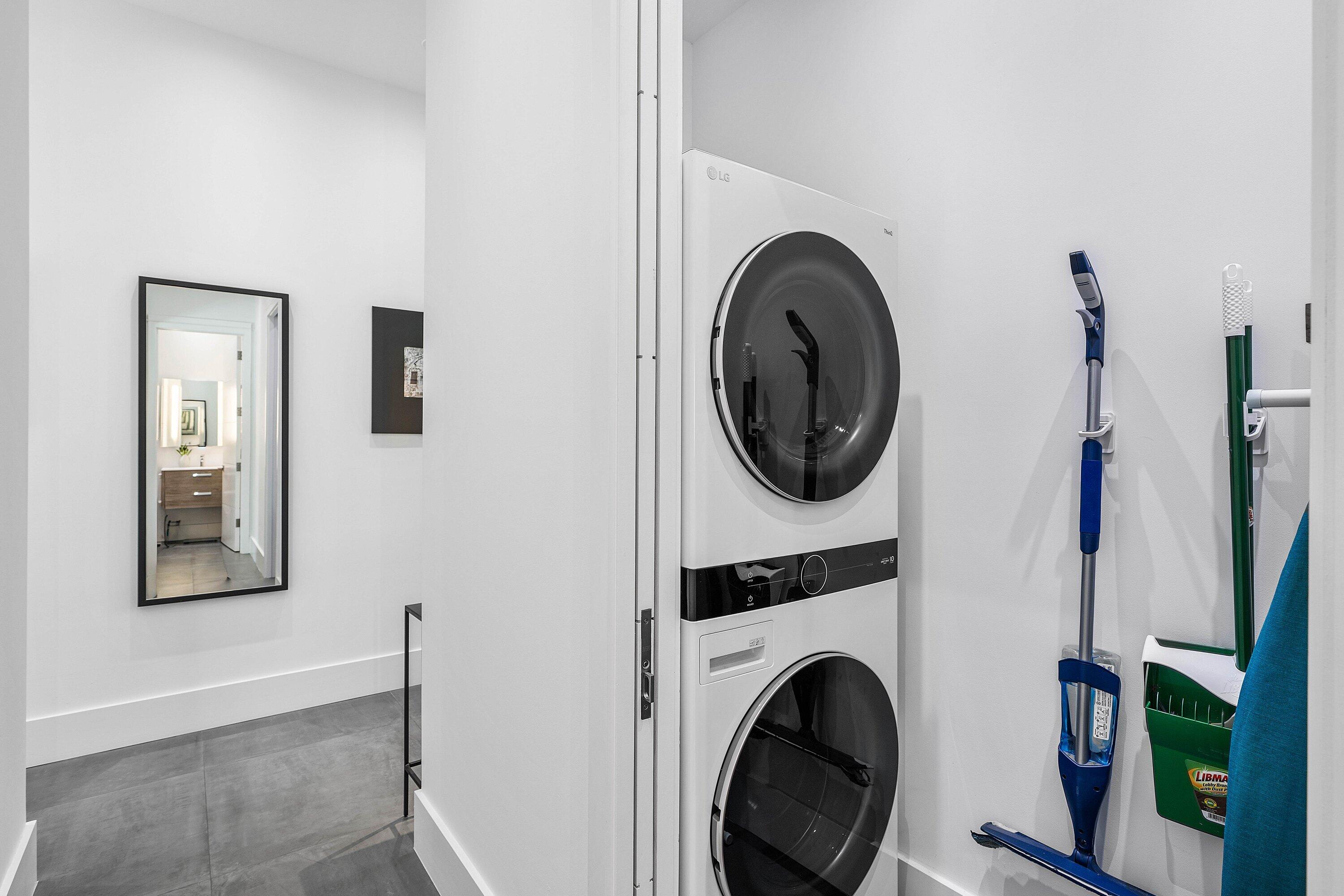 1275 N Swinton, Delray Beach FL 33444