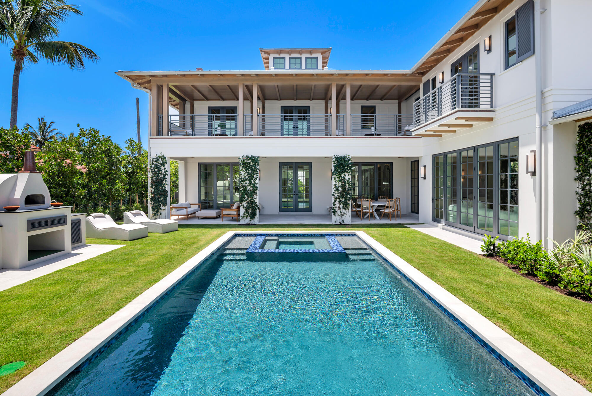 125 Worth, West Palm Beach FL 33405