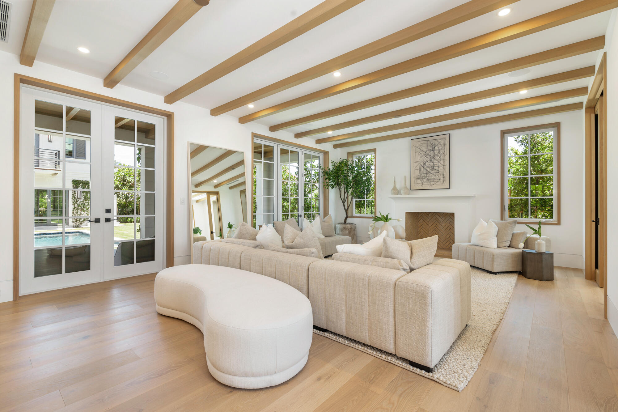 125 Worth, West Palm Beach FL 33405