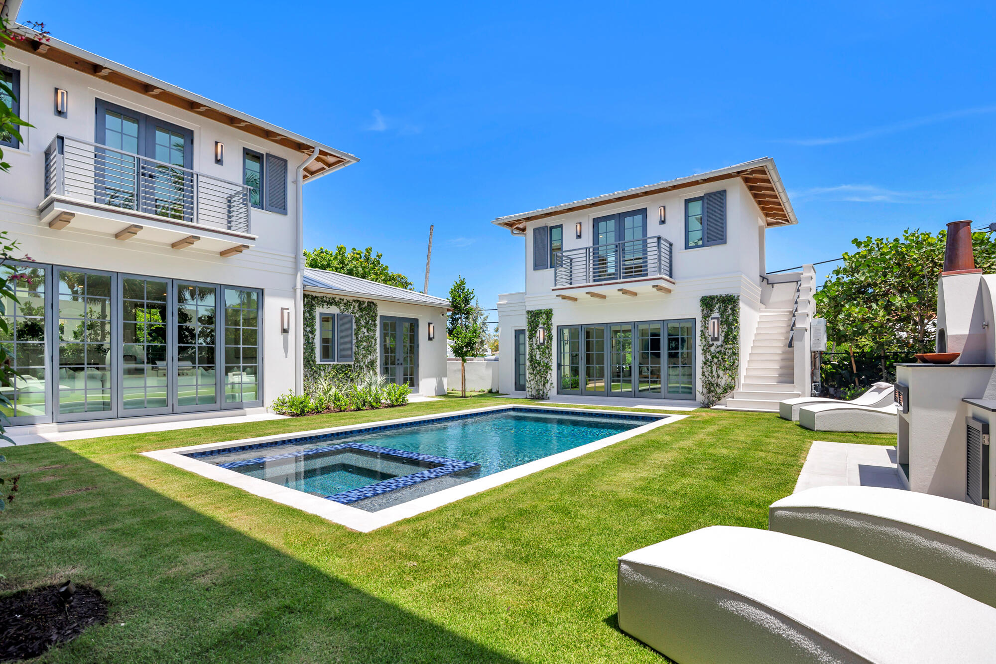 125 Worth, West Palm Beach FL 33405