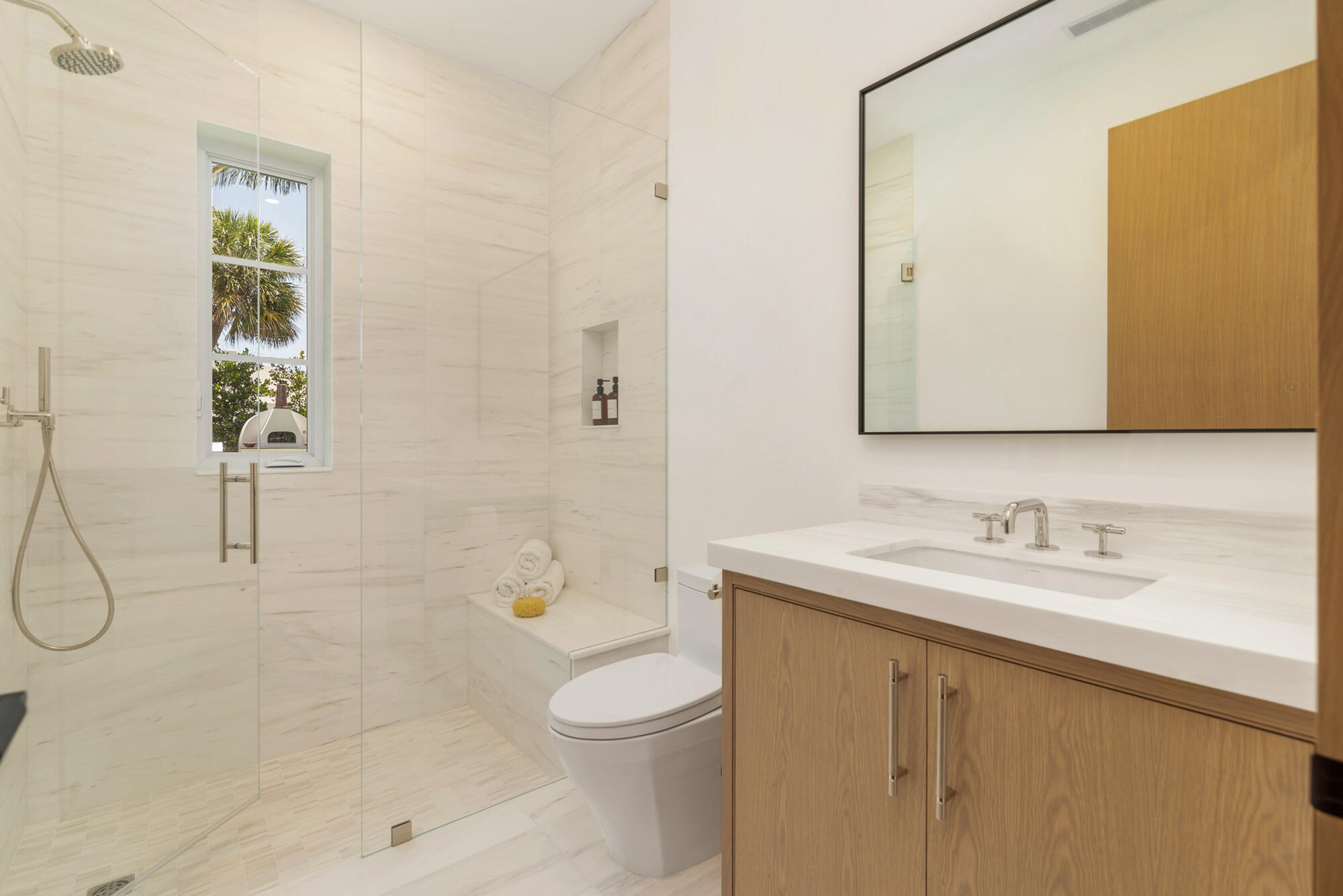 125 Worth, West Palm Beach FL 33405