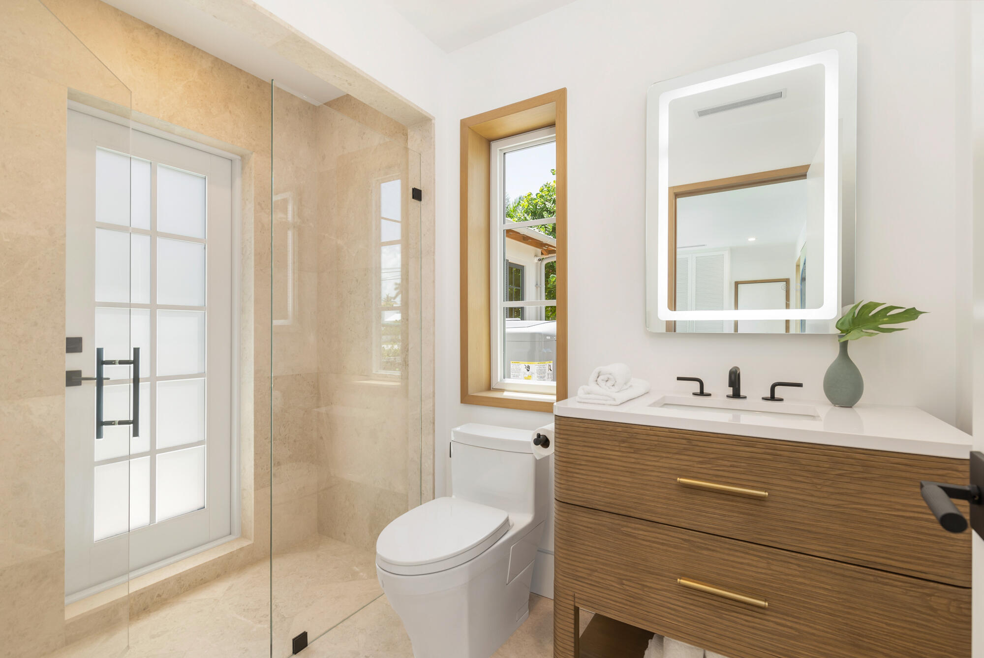125 Worth, West Palm Beach FL 33405