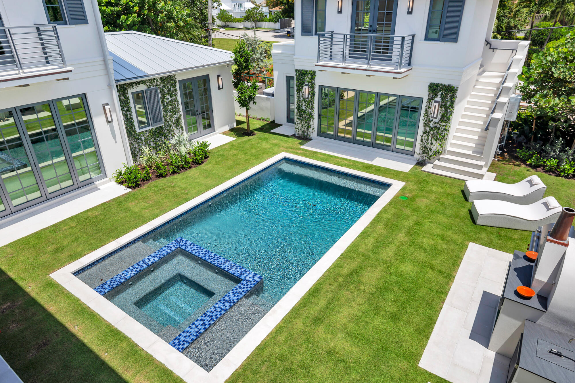 125 Worth, West Palm Beach FL 33405