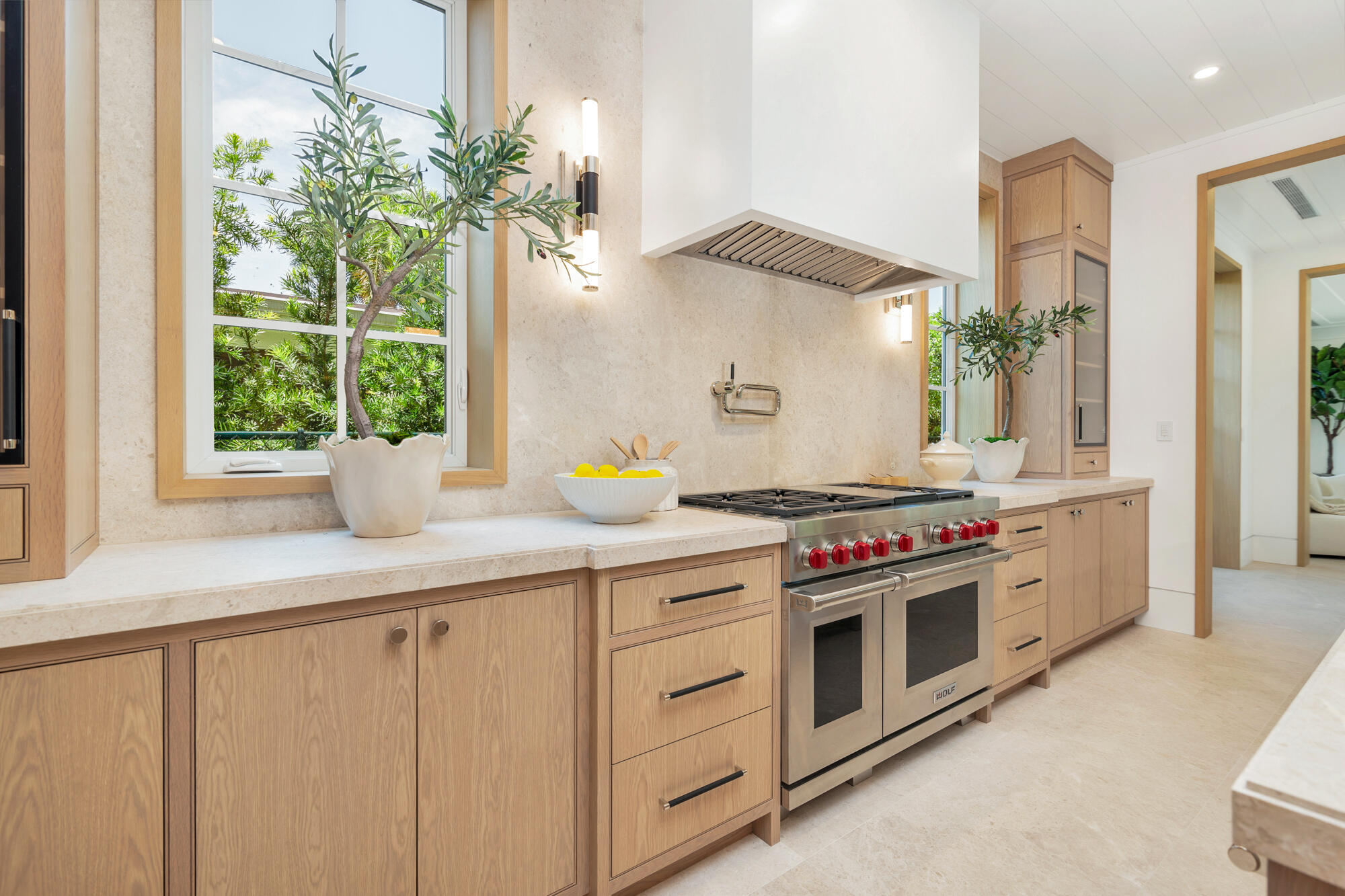 125 Worth, West Palm Beach FL 33405