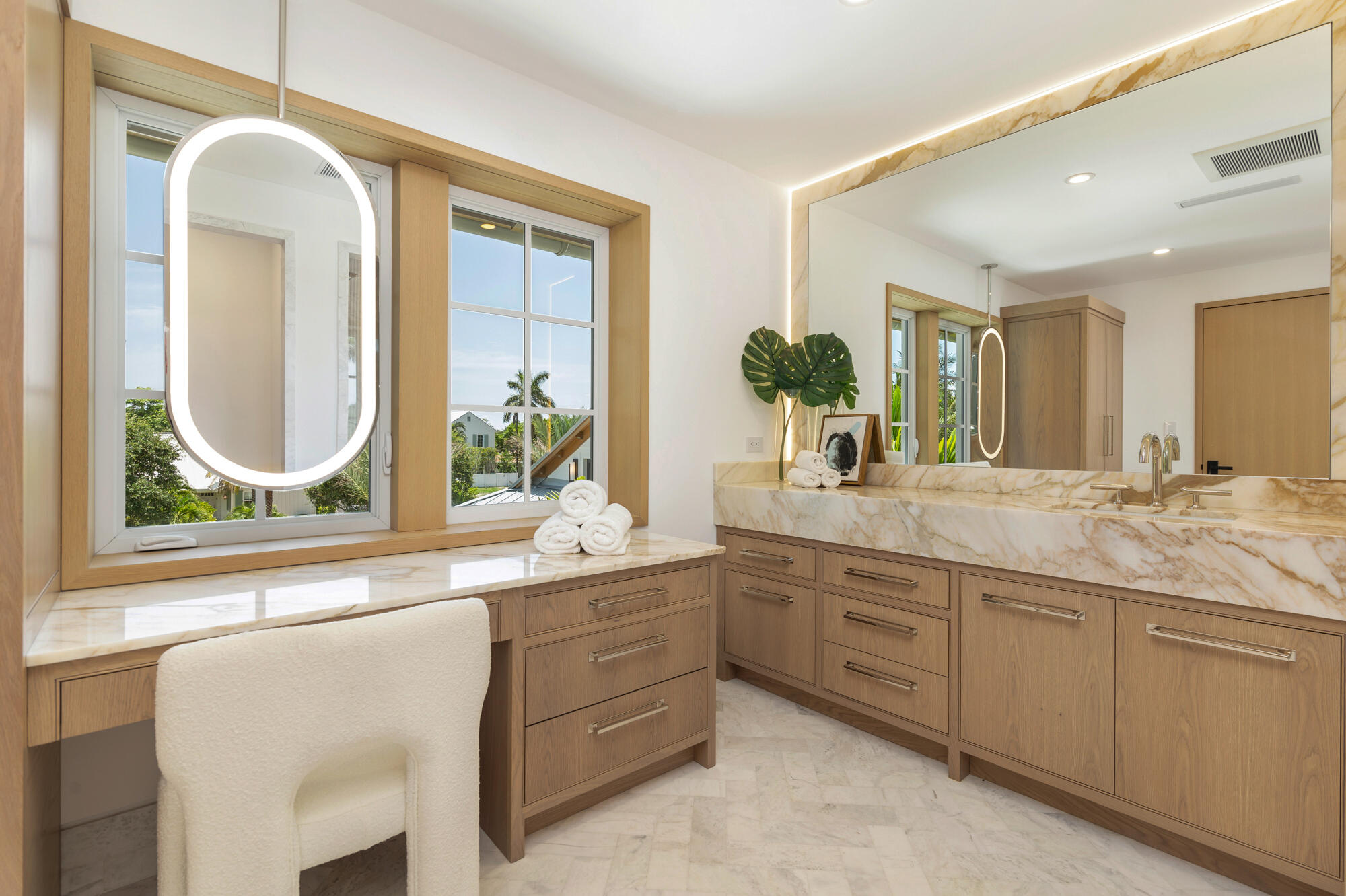125 Worth, West Palm Beach FL 33405