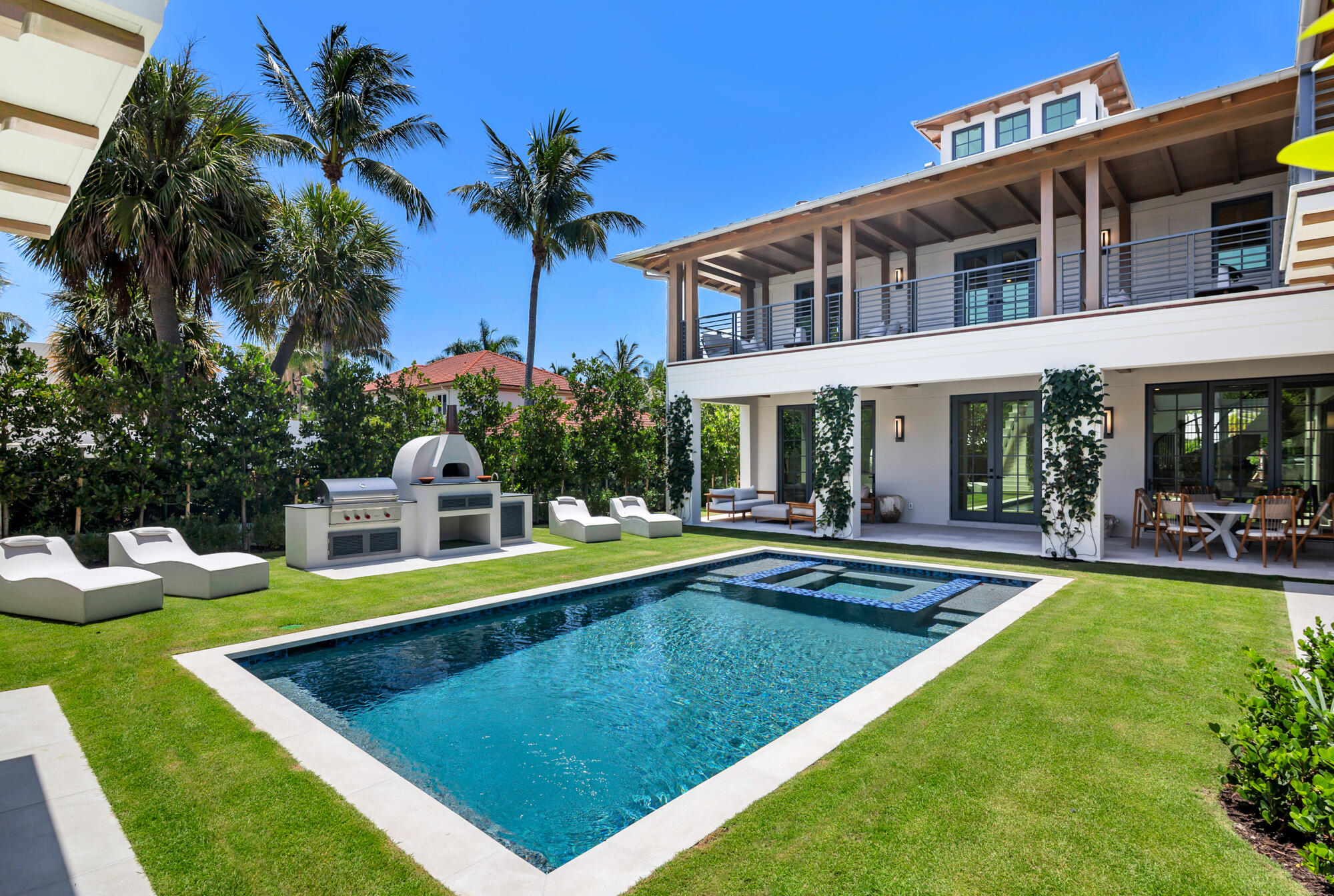 125 Worth, West Palm Beach FL 33405