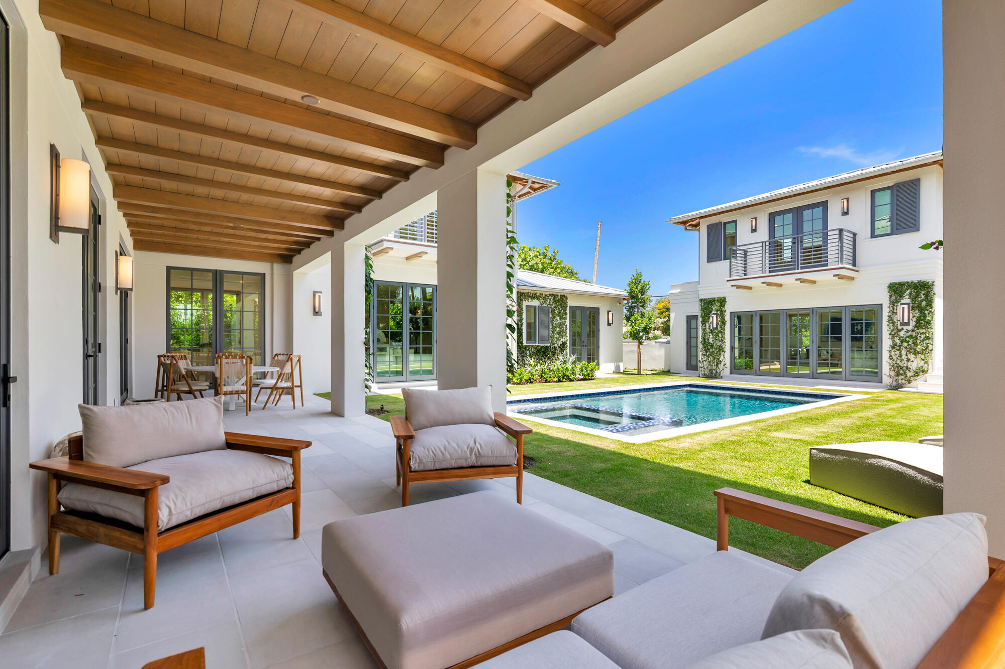 125 Worth, West Palm Beach FL 33405