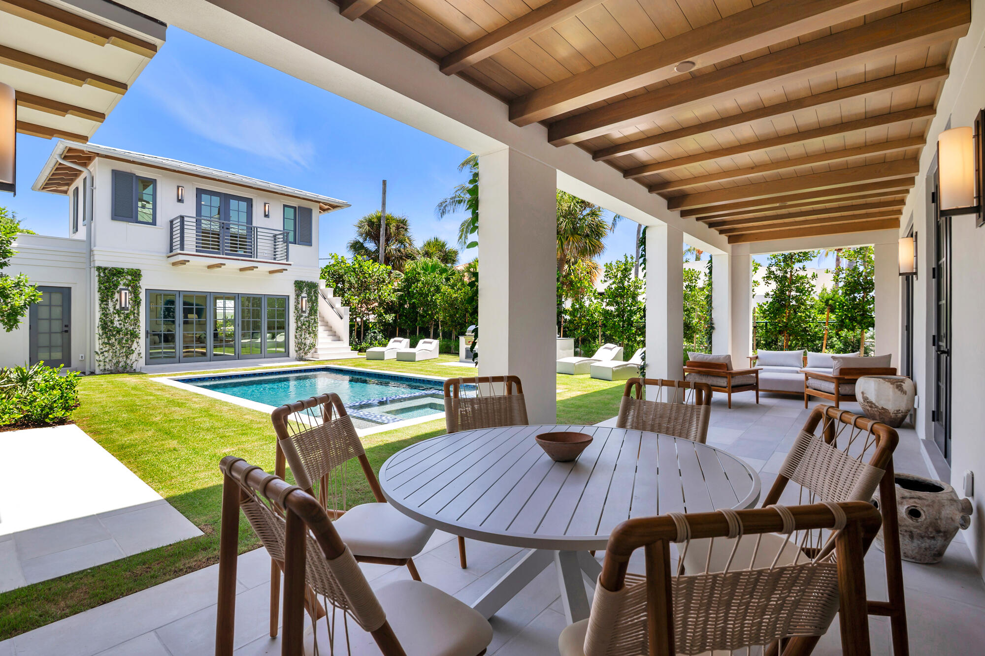 125 Worth, West Palm Beach FL 33405