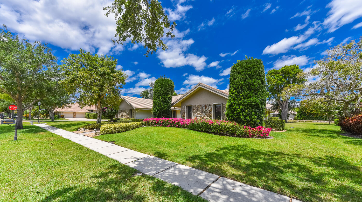 3185 St James, Boca Raton FL 33434